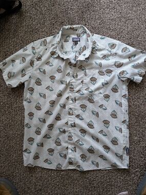 Patagonia White Sunflower Short-Sleeve Button-Down Shirt